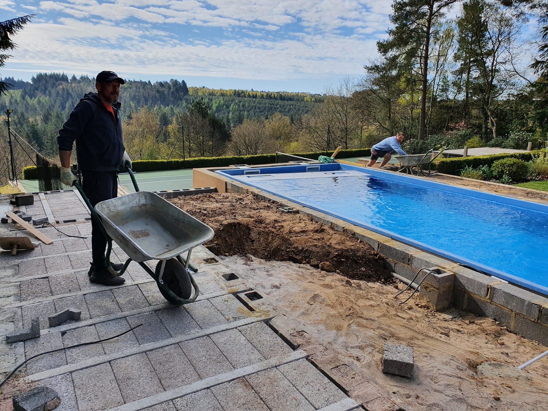 commercial pool building project